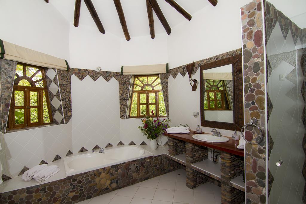 Las Casitas Del Arco Iris Urubamba Eksteriør bilde